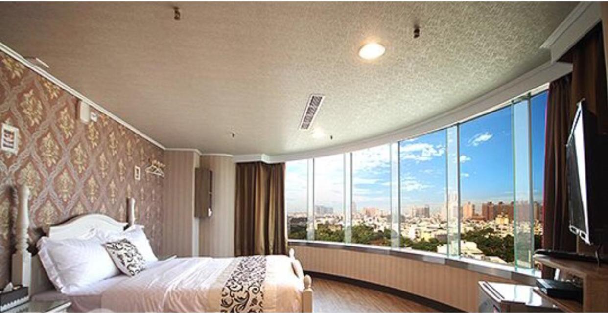 Ya Tai Hotel Kaohsiung Luaran gambar