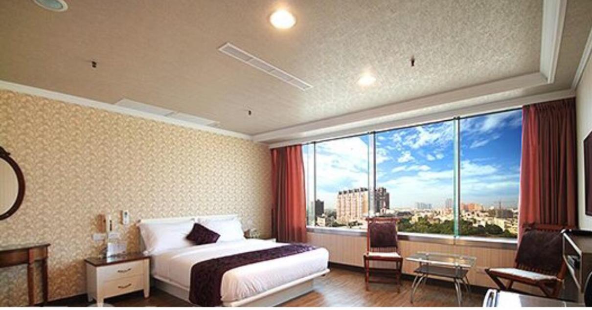 Ya Tai Hotel Kaohsiung Luaran gambar
